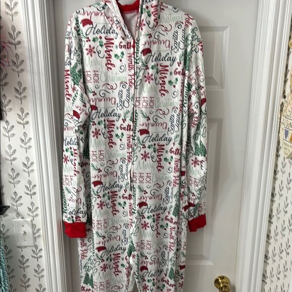 Amazon Red and White Festive Pajama Set - Picture 1 of 6